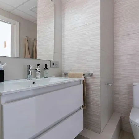 Rentafive Nuevo Parking Aa Ascensor Apartment *